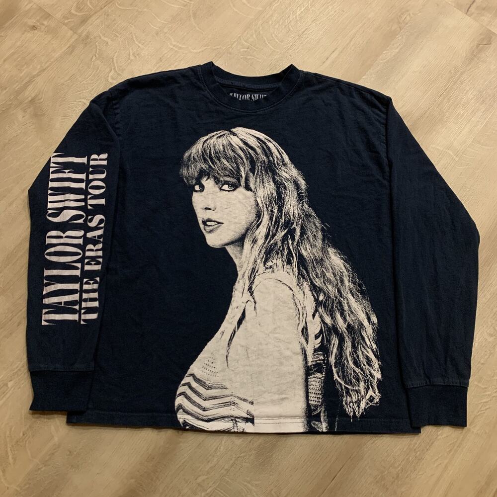 Taylor Swift The Eras Tour Long Sleeve T-Shirt Navy Blue Women's Medium Big Face